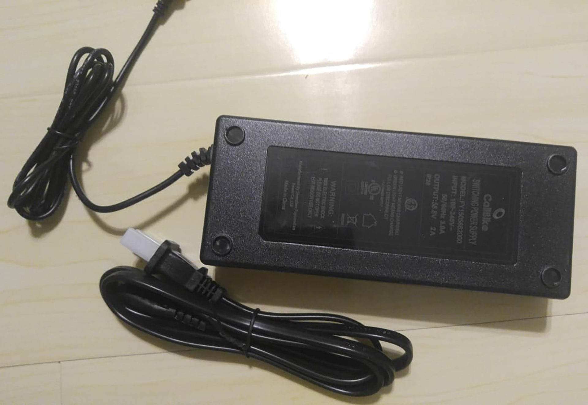 52V 2A Lithium ion LiPO Smart Battery Charger (Fanless) - Image 2